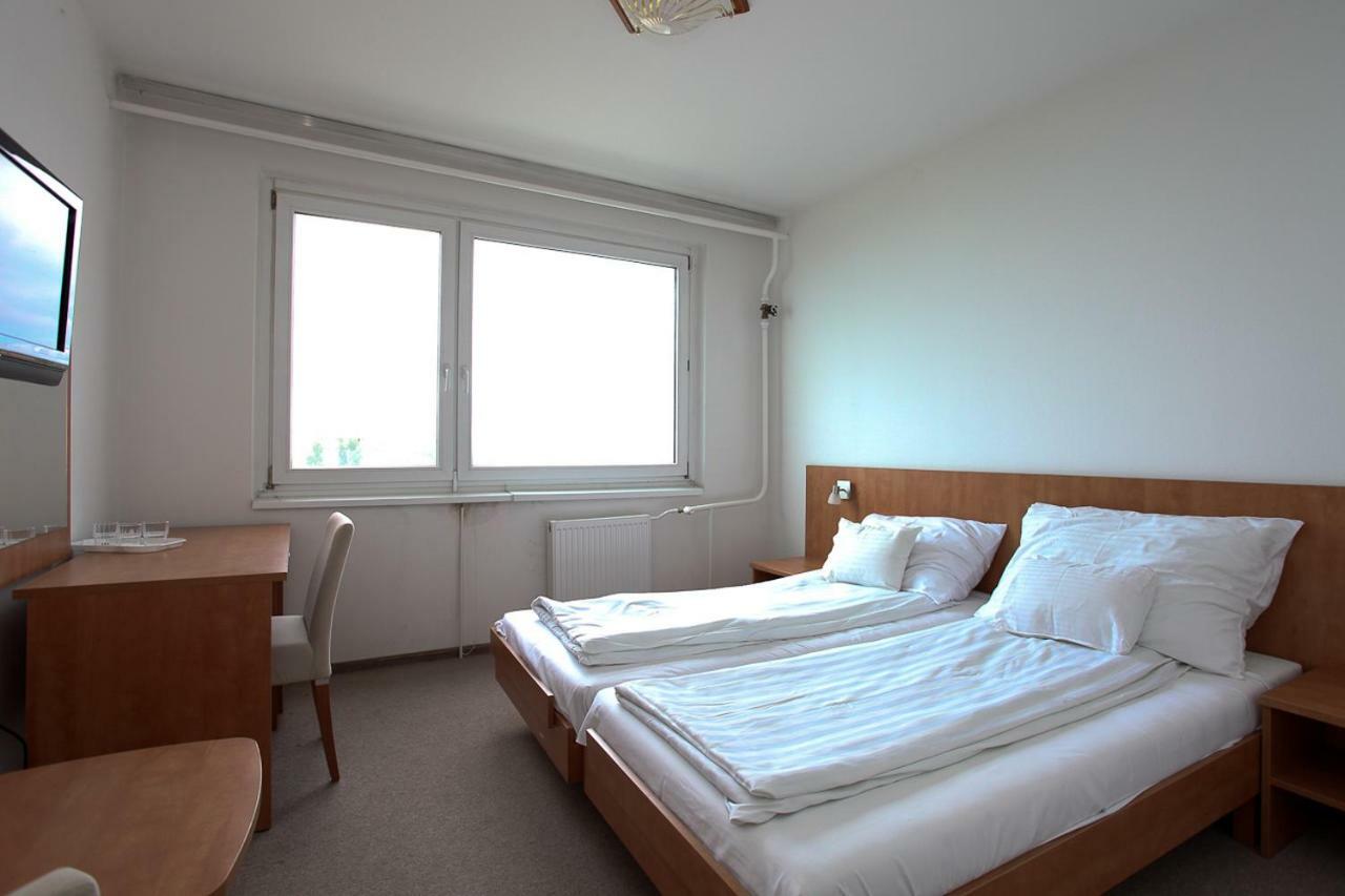 Aranypart Hotel 希欧福克 外观 照片