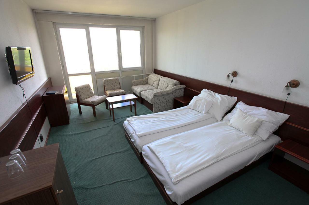 Aranypart Hotel 希欧福克 外观 照片
